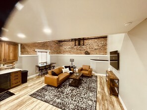 تلفزيون ذكي، كُتُب