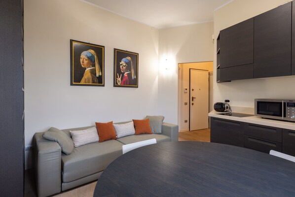 Smart TV, books - Apartment in the center of Como near Lake Como to experience the city. (Como)