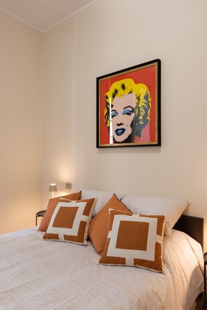 1 bedroom, desk, iron/ironing board, free WiFi - Apartment in the center of Como near Lake Como to experience the city. (Como)