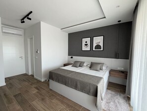 Deluxe Villa | 3 bedrooms, iron/ironing board, free WiFi - Villa Nova Excellence I (Novalja)