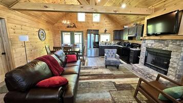 TV, fireplace