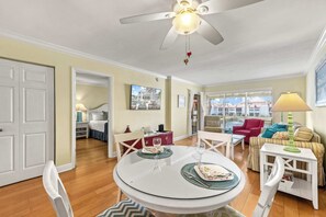 Dining - Pickleball • Private Beach Access • Largest Pool (Bradenton Beach)