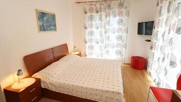 2 soverom, strykejern/-brett, wi-fi og sengetøy