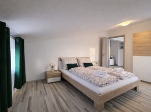 2 Schlafzimmer, Bügeleisen/Bügelbrett, WLAN, Bettwäsche