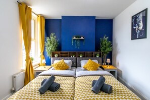 2 chambres, fer et planche à repasser, Wi-Fi gratuit, draps fournis
