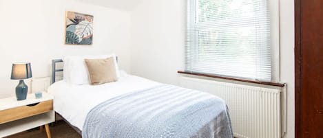 1 bedroom, iron/ironing board, WiFi