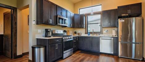 Fridge, microwave, oven, stovetop