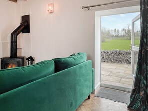 Interior - 2 bedroom accommodation in Grangemill, near Matlock (Grangemill, near Matlock)