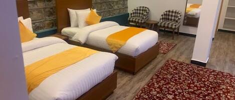 Deluxe Double Room | Soundproofing, iron/ironing board, free WiFi