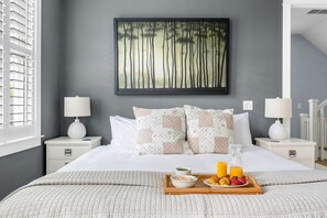 3 soverom, strykejern/-brett og internettilgang