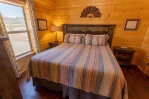 1 bedroom, desk, free WiFi, bed sheets - Cabin 1 at Widows Peak • Terlingua, Big Bend (Terlingua)