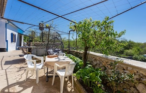Outdoor dining - Nice home in Labin with house a panoramic view (Labin)