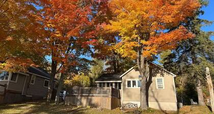 Traditional Cottage in Muskoka Lakes Bala