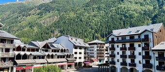 Balme Studio with Wi-Fi, balcony & parking