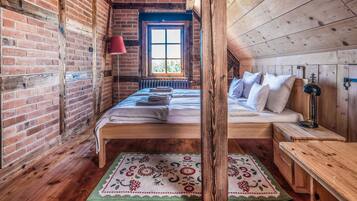 2 habitaciones, cuna de viaje, wifi gratis y ropa de cama