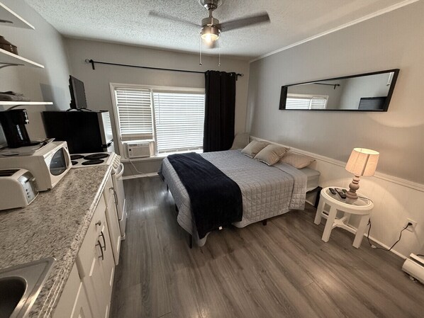 1 Schlafzimmer, Bügeleisen/Bügelbrett, WLAN, Bettwäsche