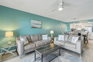 TV - Oceanfront Condo Great Views at Amelia South D5 on Amelia Island! (Fernandina Beach)