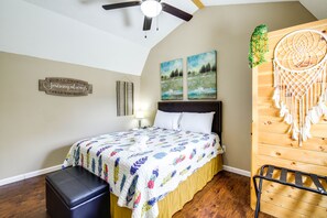 1 bedroom, Internet, bed sheets - 10 Mi to Nat'l Park: Smoky Mountains Getaway (Newport)