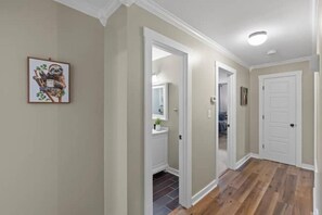 Interior - Cozy 3 Bedroom with Pool (Huntersville)