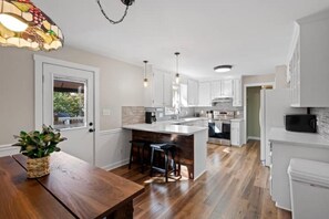 Fridge, stovetop, coffee/tea maker, cookware/dishes/utensils - Cozy 3 Bedroom with Pool (Huntersville)