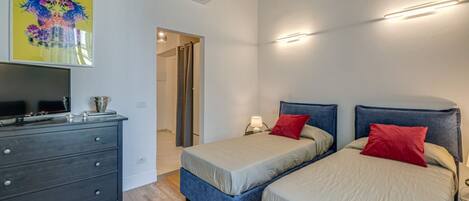 1 bedroom, iron/ironing board, WiFi