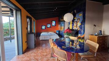 1 chambre, bureau, Wi-Fi, draps fournis