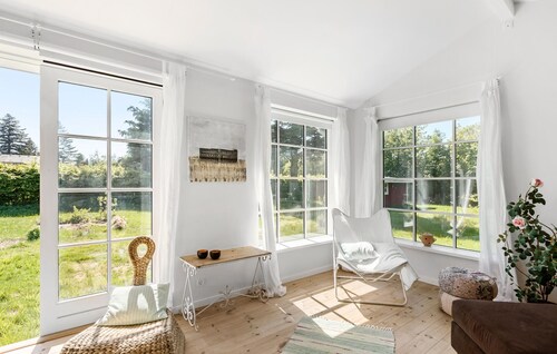 Nice home in Jægerspris with kitchen