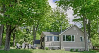 Two Bedroom Moon River Cottage