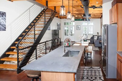 Legacy Loft in Award-Winning Habersham Community