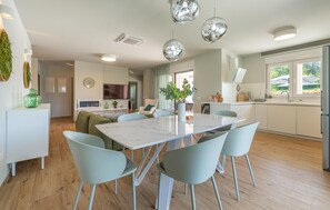 Dining - Stunning home in Hum with sauna (Hum)