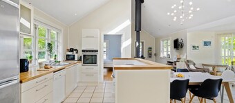 Amazing home in Orø with kitchen