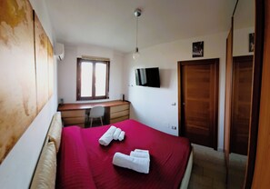 1 bedroom, desk, iron/ironing board, free WiFi - Park Snail - Alghero Loc. Caragol   (Alghero)