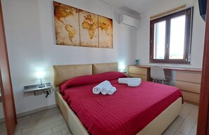 1 bedroom, desk, iron/ironing board, free WiFi - Park Snail - Alghero Loc. Caragol   (Alghero)