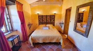 4 Schlafzimmer, Bügeleisen/Bügelbrett, Reisekinderbett, WLAN