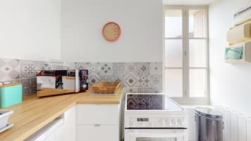 Refrigerador, horno, placa de cocina, lavavajillas