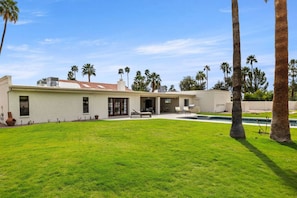 Exterior - Pool + Spa | North Scottsdale Home (Scottsdale)