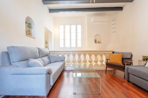 TV - 'NOTABILE' - Private Townhouse in Mdina (Mdina)