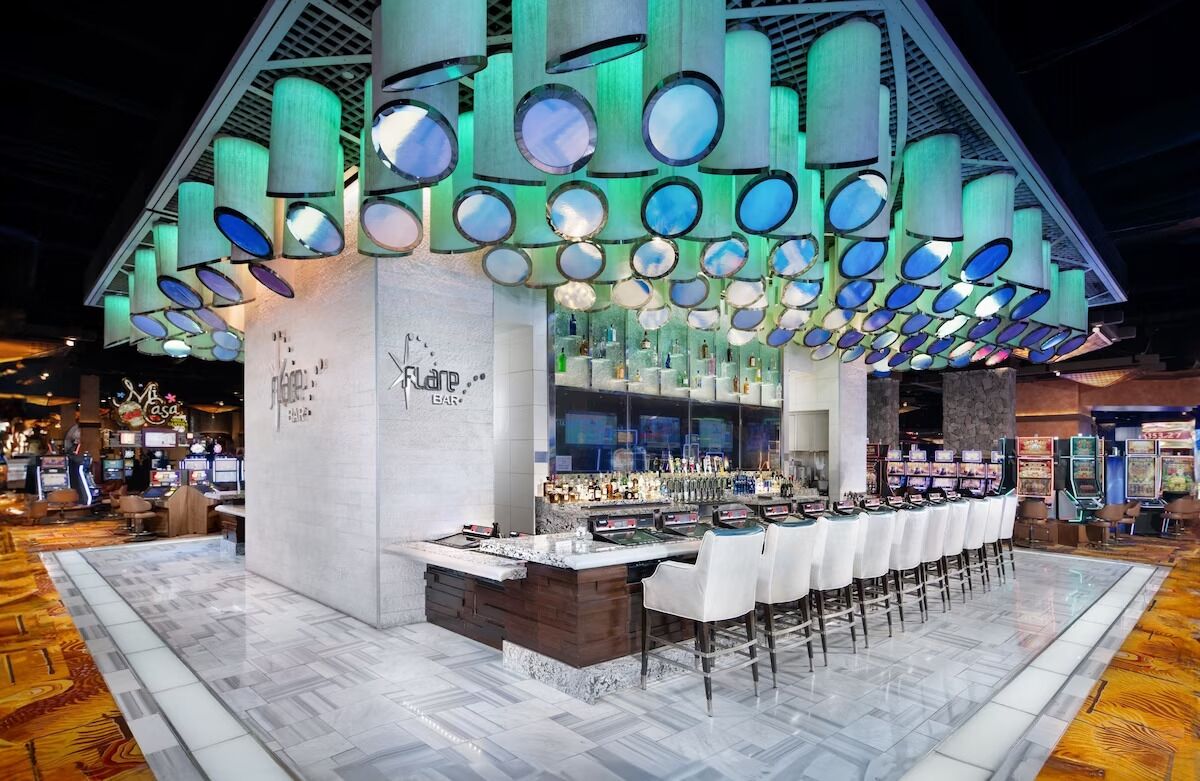 Cozy Vegas Lodge: Casino, Pools & Boutique Ambiance