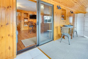 Interior - Waterfront Crofton Cabin - Boat Dock & Fire Pit! (Crofton)