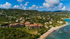 Am Strand, Liegestühle, Strandtücher