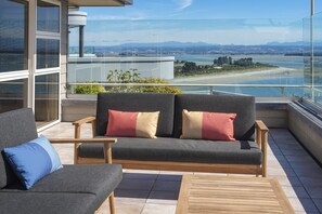 Property grounds - Aquavista - Beautiful Views over Tasman Bay (Nelson)