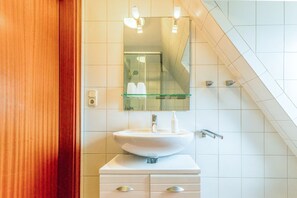 Shower, hair dryer, towels - Sylt Homes Auster 4 - Appartement Auster No.4 (Sylt)