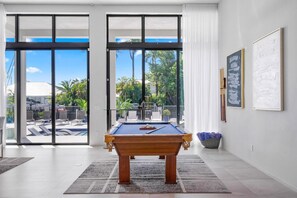 Spielezimmer