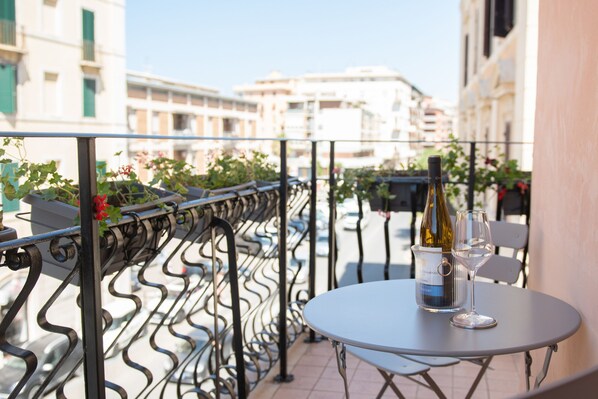 Junior Double Room, Balcony, City View | Terrace/patio