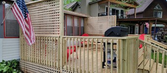 Charming lake front house for the perfect getaway
All sports lake, pet friendly