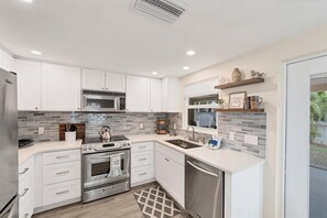 Uklassifisert bilde, 2 av 48, knapp