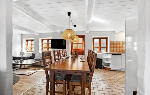 4 bedroom awesome home in Rudkøbing