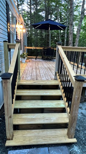 Remodeled, Super clean and cozy!
3 minutes to Acadia National park.