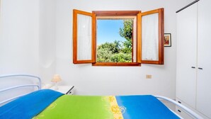 Room - VILLETTA MAGENTA: central small villa in San Teodoro (San Teodoro)