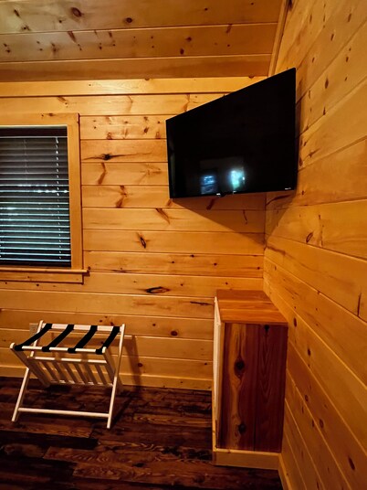  Cabernet Cabin near JVD vineyard 